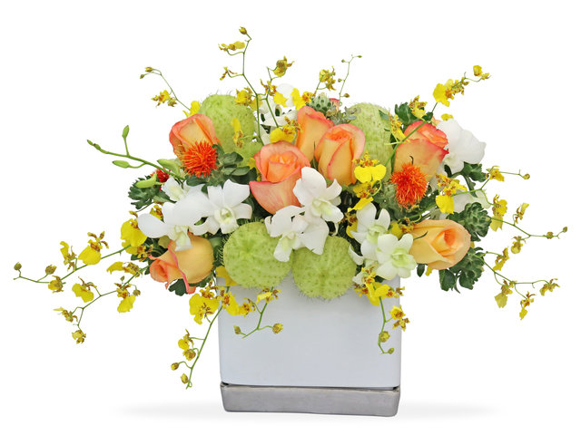 Florist Flower Arrangement - Florist gift arrangement BG26 - L4264 Photo