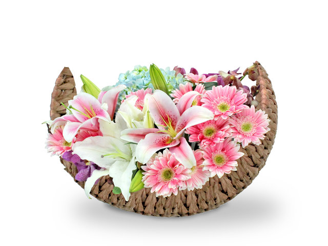 Florist Flower Arrangement - Lilies  Florist basket Decor P2 - L36514182 Photo