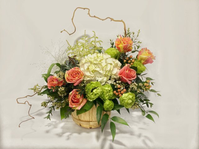 Florist Flower Arrangement - Limited edition -Double colour rose floral decoration LED02 - 1D0319A2 Photo