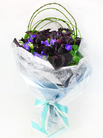 Florist Flower Bouquet - Dark Calla Bouquet - L12073