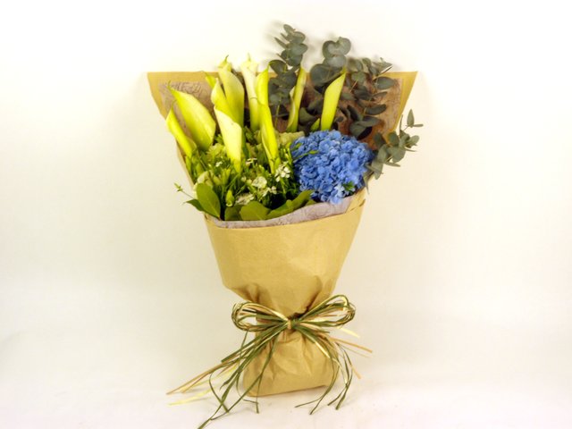 Florist Flower Bouquet - Elegant Beauty Bouquet - P8732
