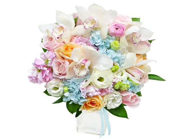 Florist Flower in Vase - White Cymbidium florist bouquet A3 - L76604657 Photo