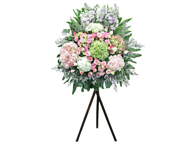 Flower Basket Stand - Opening florist Basket 03 - L36668723 Photo
