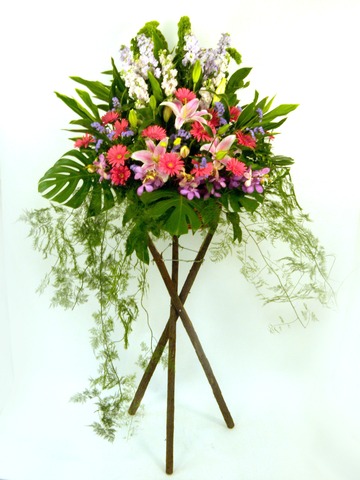 Flower Basket Stand - Pink Lady flower basket - P16402 Photo