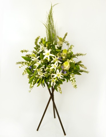 Flower Basket Stand - Silent Memories - P8211