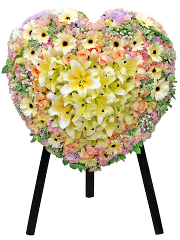 Funeral Flower - Full Closed Heart Stand 26 - L136081 Photo
