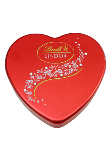 Gift Accessories -  Lindt heart shaped metalic case chocolates 96g - L3123136 Photo
