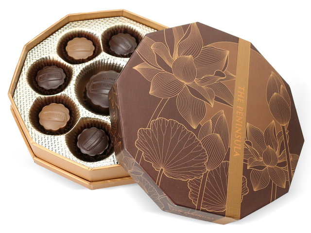 Gift Accessories - Peninsula Chocolate mooncake with assorted nuts - L76608918 Photo