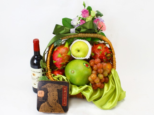 Mid-Autumn Gift Hamper - A) Mid-Autumnl Moon Cake Fruit Gift Basket - L11071 Photo