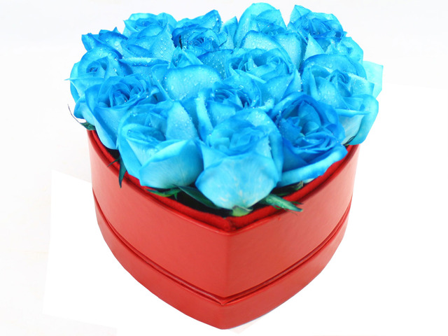 Order Flowers in Box - Blue Roses hard shape box - L33605