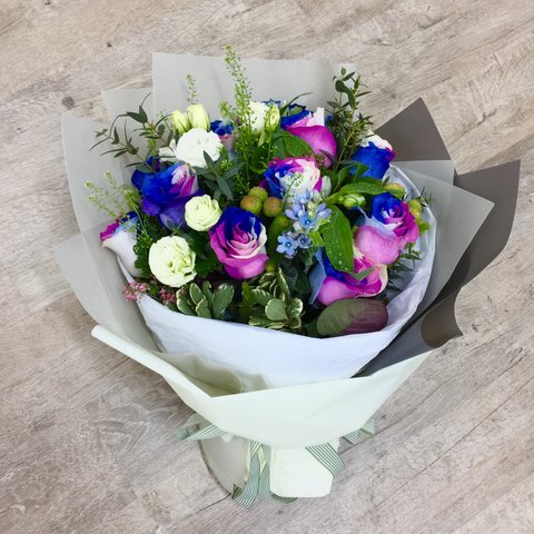 Weekly Import Flower - Limited Edition - Purple/Blue/White rose bouquet LEB13 - 1BB0405A2 Photo