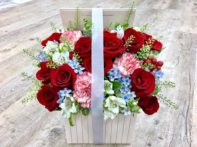 Weekly Import Flower - Mother's day - Rose & Diathus Foral Box LED20 - 1BB0505A2 Photo