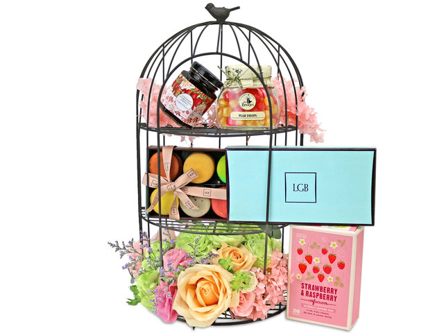 Wine n Food Hamper - The birdcage gift collection A - L76606493 Photo