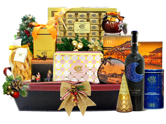 Christmas Gift Hamper - Christmas Luxury Wine And Food Gift Hamper v18 - L3125580b Photo