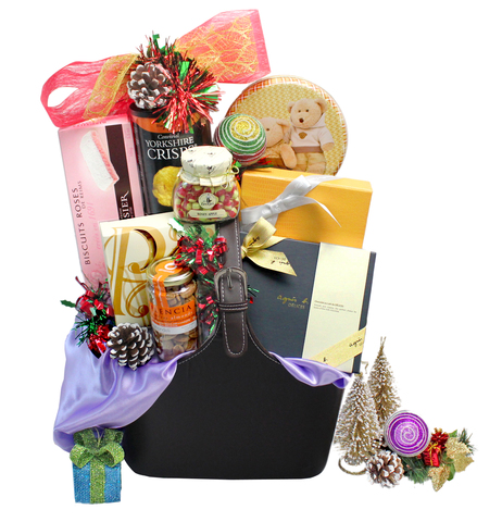 Christmas Gift Hamper - ShopThurPost Christmas Hamper  PE - P104359 Photo