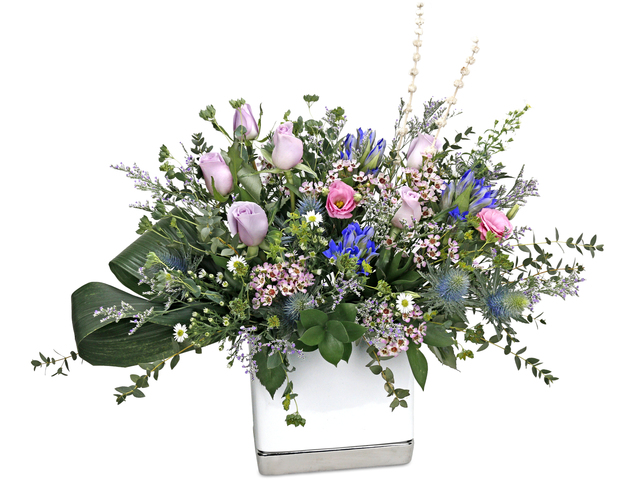 Florist Flower Arrangement - French florist arrangement BT15 - L76605904 Photo