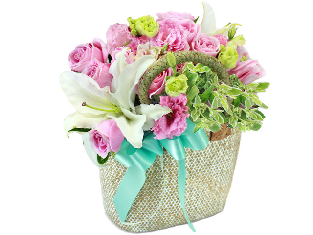 Florist Flower Arrangement - Mother's Day Gifts Rose Flower Basket BX1 - L24558 Photo