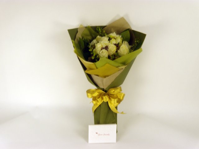 Florist Flower Bouquet - Elegant - P5449 Photo