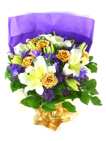 Florist Flower Bouquet - Gold Plated Roses with Lilies - L39419 Photo
