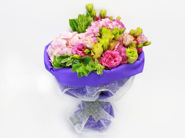 Florist Flower Bouquet - Romance novel's 07 Bouquet - L24189 Photo