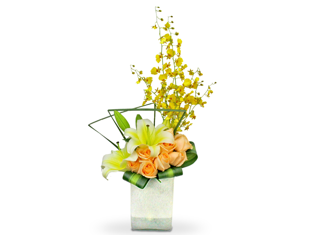 Florist Flower in Vase - Glass Vase Florist Decor B4 - L36509530 Photo
