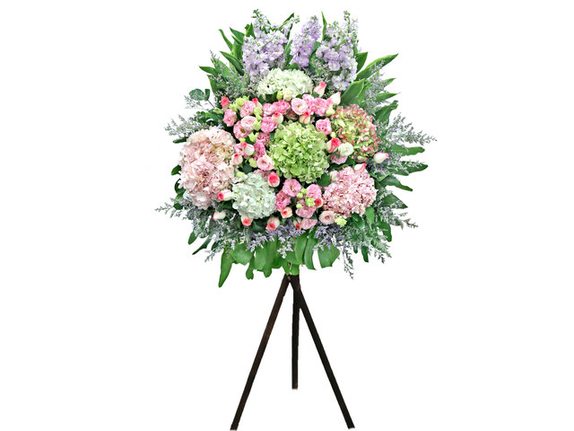 Flower Basket Stand - Opening florist Basket 03 - L36668723 Photo
