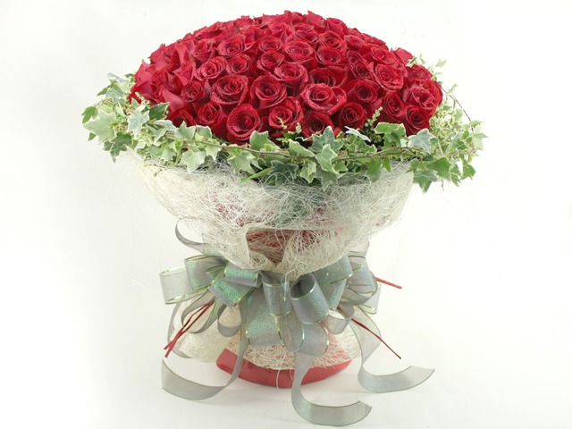 Flower Shop New Product - 99 red roses - L06843 Photo