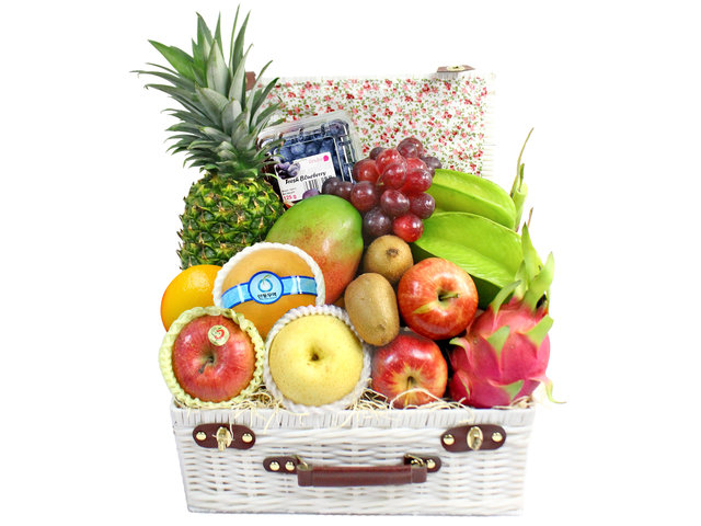 Fruit Basket - Picnic style Fruit Basket 1 - L91928 Photo