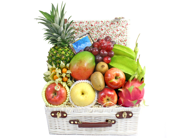 Fruit Basket - Picnic style Fruit Basket 1 - L91928 Photo