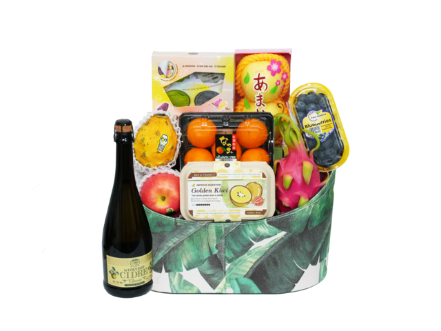 Fruit Basket - Wine and Fruit Gift Hamper FT034 - VE0429A3 Photo