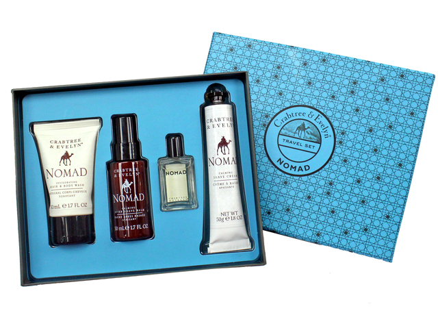 Gift Accessories - Crabtree & Evelyn Nomad Men's Care Set - L3105835 Photo