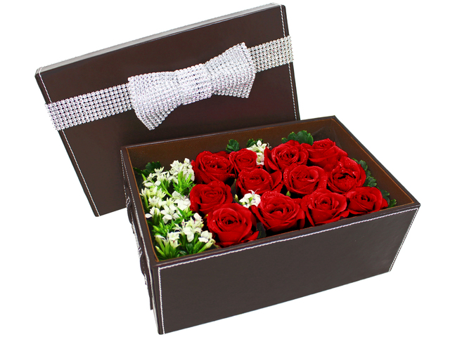 Order Flowers in Box - Fall In Love - B0011417 Photo
