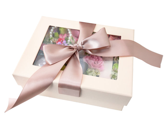 Order Flowers in Box - Jurlique Body Care Flower Box - SE0105A1 Photo