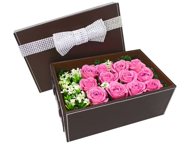 Order Flowers in Box - Simple Surprise - P1477 Photo
