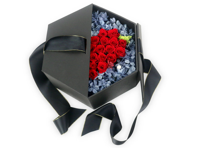 Preserved Forever Flower - Small Rose Valentine's Day Preserved Flower Box M63 - PR0103A3 Photo