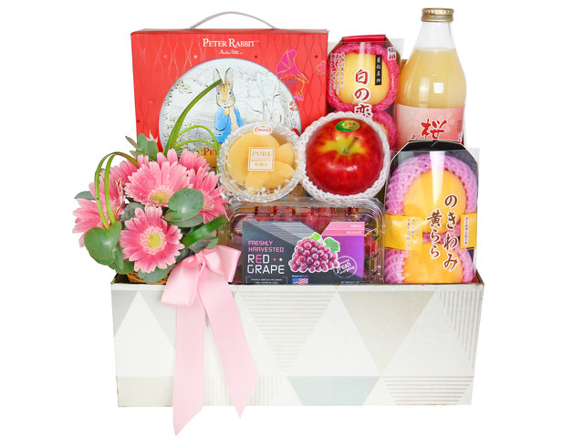 VIP - Fresh Fruit and Flower Gift Hamper FT022 - VE0627B1 Photo