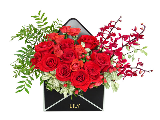 VIP - Romantic Floral Message Envelope Gift Basket FD002 - Red Roses - VE0224C2 Photo