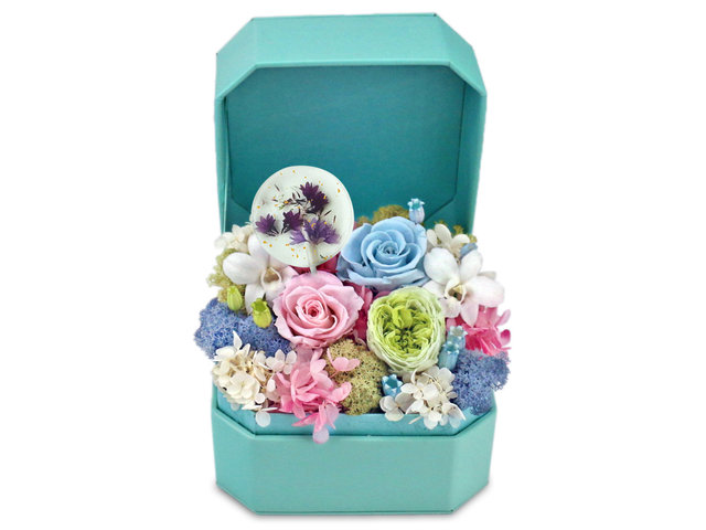 Valentines Day Flower n Gift - Valentine's Day lollipop preserved flower box VC04 - VLB0204A4 Photo