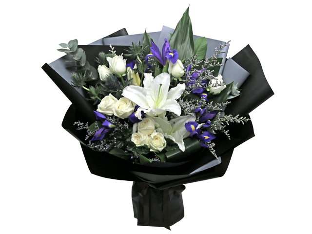Valentines Day Flower n Gift - White rose florist bouquet RD13 - L76604291c Photo