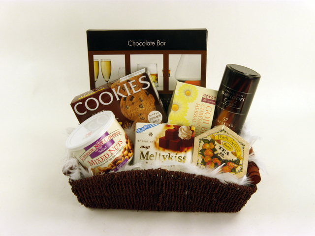 Wine n Food Hamper - Delectable Selection (J) - P4578 Photo