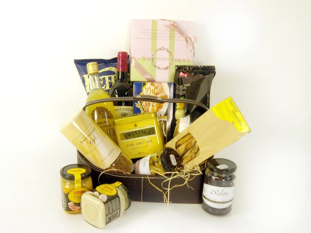 Wine n Food Hamper - English style (A) - P16043 Photo