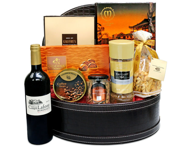 Wine n Food Hamper - Gift Hamper G29 - L36670203 Photo