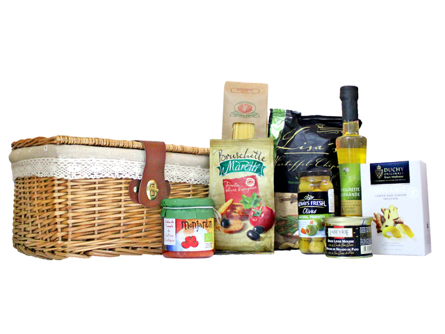 Wine n Food Hamper - Home Comfort Westen Hamper 1 - L3097220 Photo