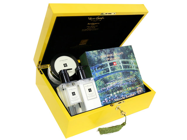Wine n Food Hamper - Jo Malone Bath and Skin Care Set with Van Gogh Gift Box - SE0921A1 Photo
