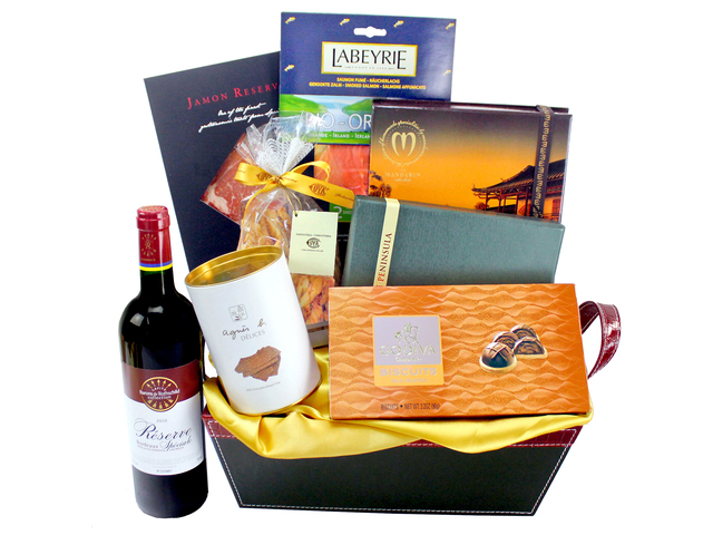 Wine n Food Hamper - Wine Food Hamper C17 - L134586 Photo