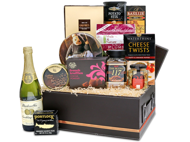 Wine n Food Hamper - Wine Food Hamper P10 - L32598 Photo