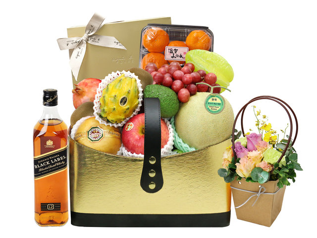 Elegant_Fruits_Hamper_with_Flower_Arrangement